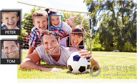 PhotoDirector