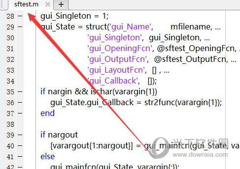第五步代码写完之后，按ctrl+s键进行保存，知识兔点击编辑器中的运行